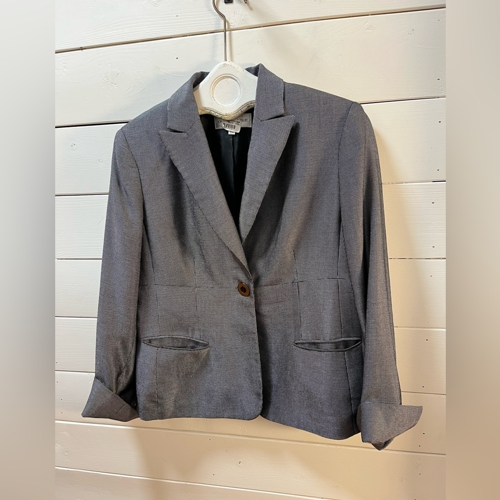 JONES NEW YORK Silver Gray Two-Piece Suit Set – Size 14 - Picture 7 of 12